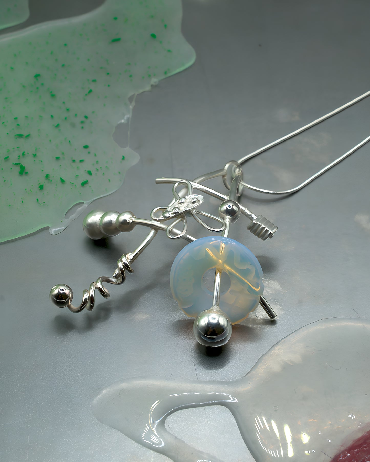 Catchy Cobweb Neckpiece