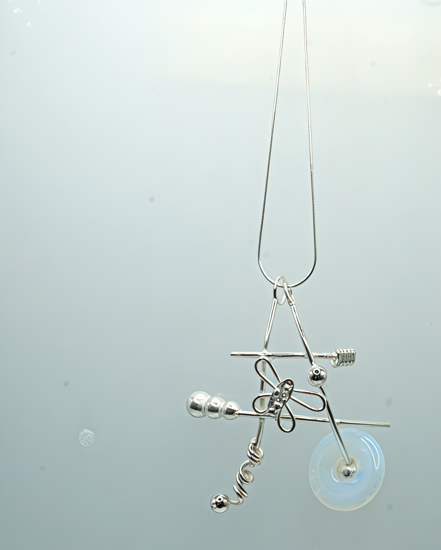 Catchy Cobweb Neckpiece